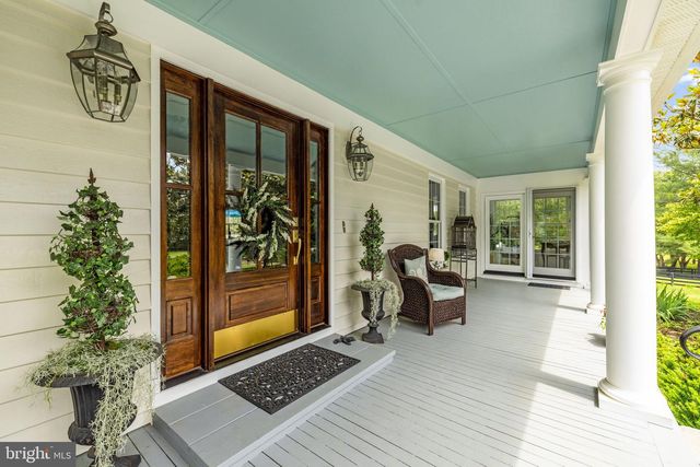21185 ST LOUIS RD, Middleburg, VA 20117