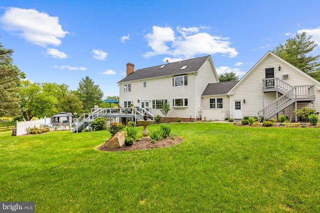 21185 ST LOUIS RD, Middleburg, VA 20117