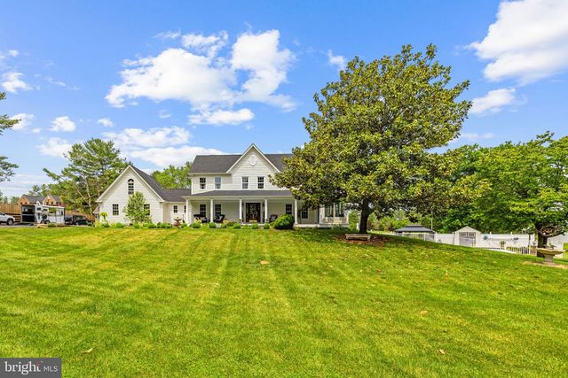 21185 ST LOUIS RD, Middleburg, VA 20117