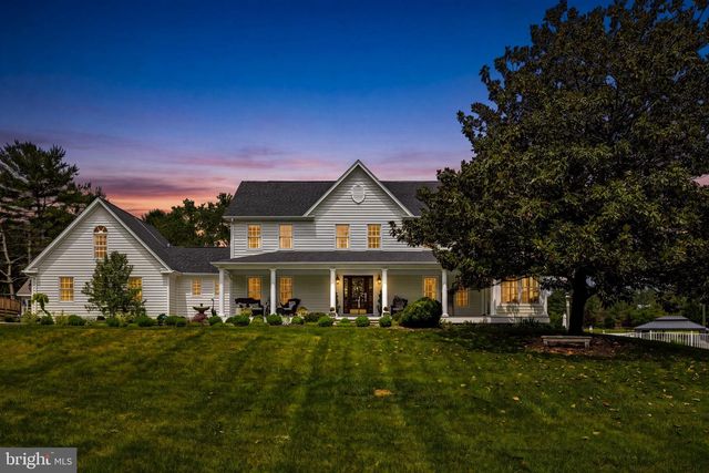 21185 ST LOUIS RD, Middleburg, VA 20117