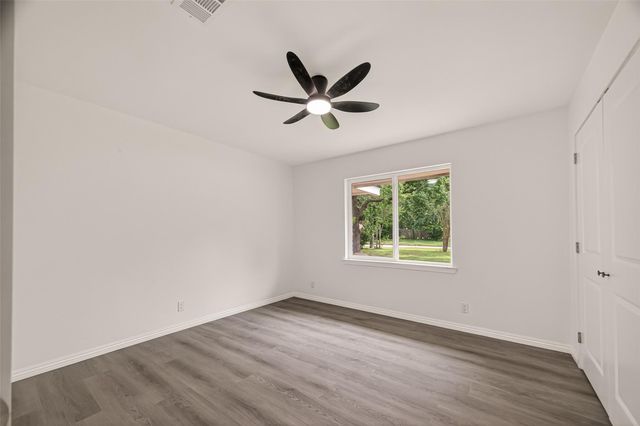 18219 Kings Lynn Street, Webster, TX 77058