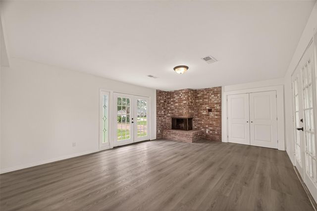 18219 Kings Lynn Street, Webster, TX 77058