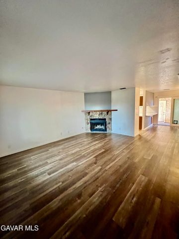 43673 Park Avenue, Lancaster, CA 93534