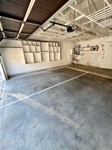 43673 Park Avenue, Lancaster, CA 93534
