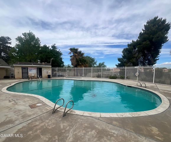 43673 Park Avenue, Lancaster, CA 93534