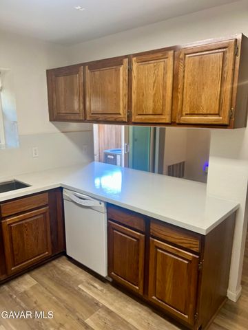 43673 Park Avenue, Lancaster, CA 93534