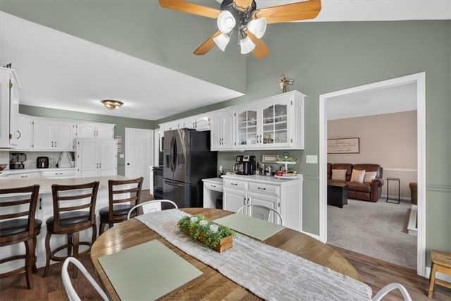 207 NE Bridge Place, Blue Springs, MO 64014