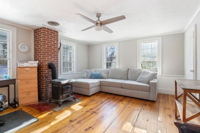 109 Scribner Road, Fremont, NH 03044