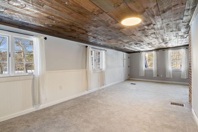 109 Scribner Road, Fremont, NH 03044