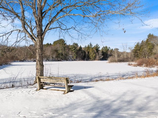 109 Scribner Road, Fremont, NH 03044