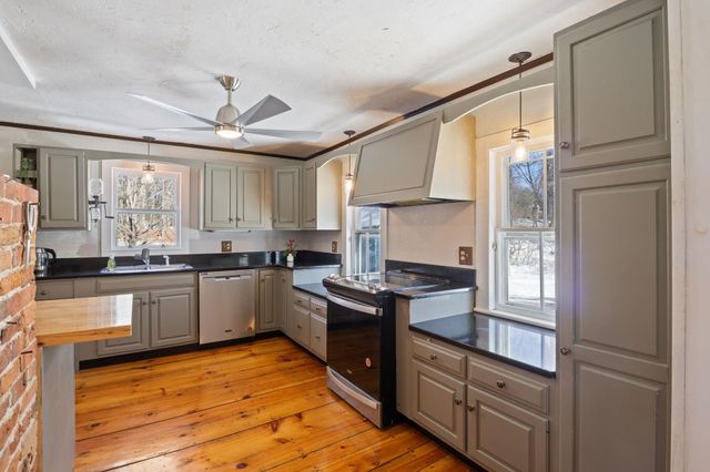 109 Scribner Road, Fremont, NH 03044