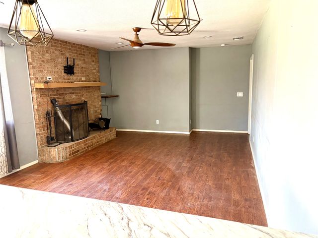 1417 Oak Hills Drive, Graham, TX 76450