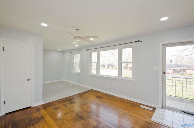 2205 East Arbor Drive NW, Huntsville, AL 35611