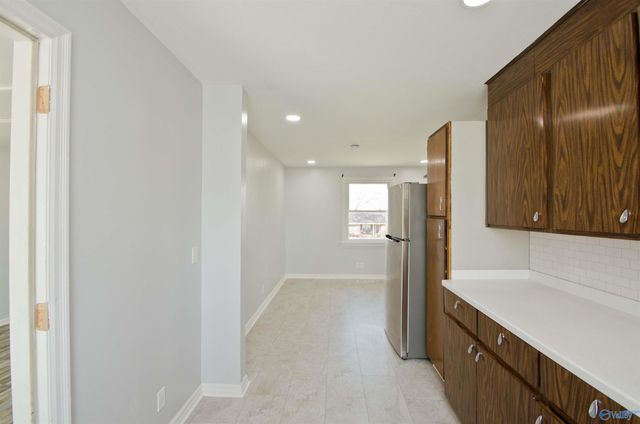 2205 East Arbor Drive NW, Huntsville, AL 35611