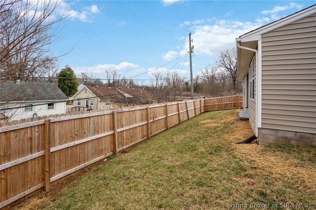 213 Lowell Avenue, Charlestown, IN 47111