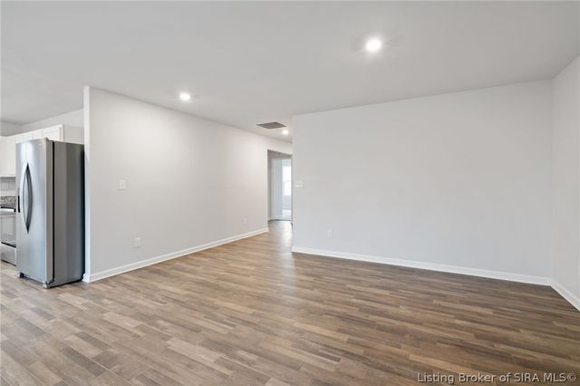 213 Lowell Avenue, Charlestown, IN 47111