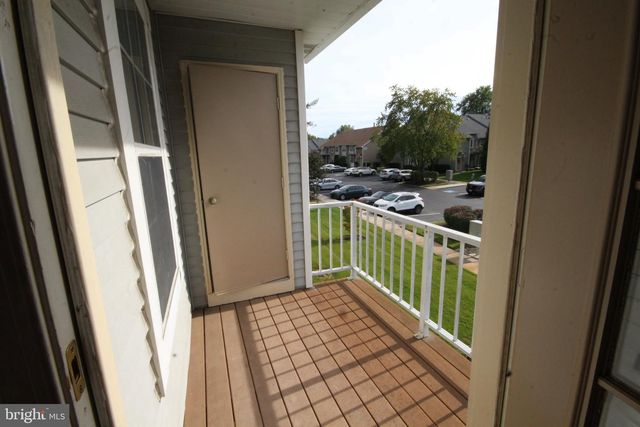902-B RALSTON DR, Mount Laurel, NJ 08054