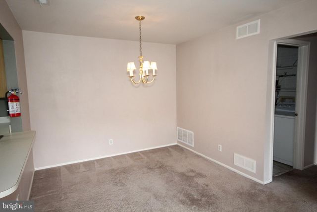 902-B RALSTON DR, Mount Laurel, NJ 08054