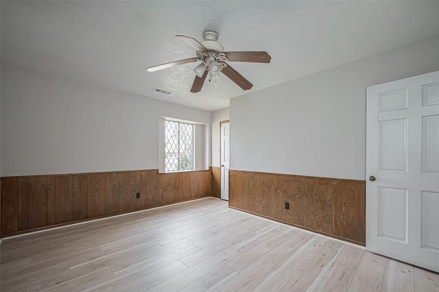 811 Loire Lane, Houston, TX 77090