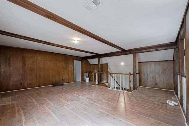 811 Loire Lane, Houston, TX 77090