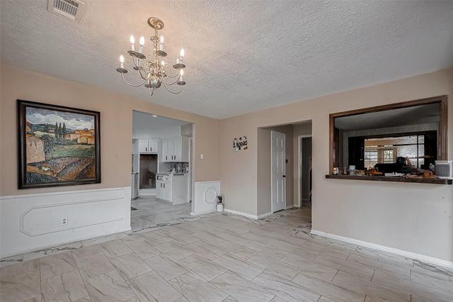 811 Loire Lane, Houston, TX 77090