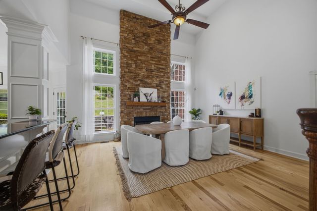6741 Christiansted Ln, Nashville, TN 37211