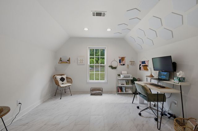 6741 Christiansted Ln, Nashville, TN 37211