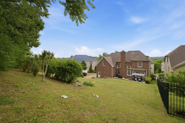 6741 Christiansted Ln, Nashville, TN 37211