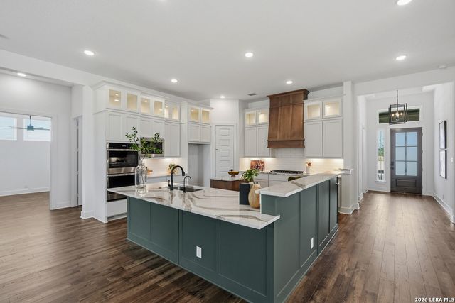 2402 Altiplano, San Antonio, TX 78245
