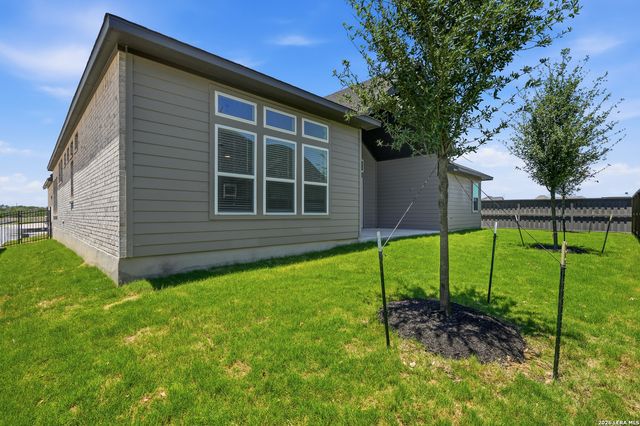 2402 Altiplano, San Antonio, TX 78245