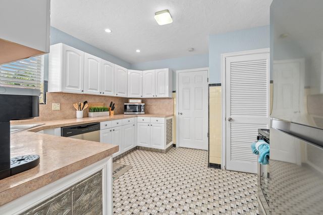 1202 N K Street, Lake Worth Beach, FL 33460