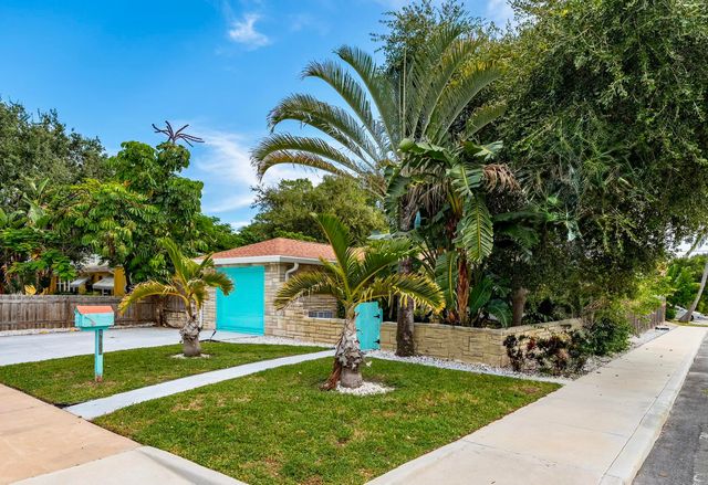 1202 N K Street, Lake Worth Beach, FL 33460