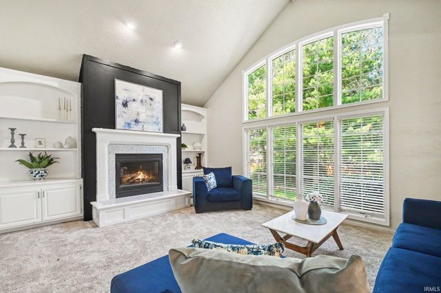 52611 Spring Valley Lane, Granger, IN 46530