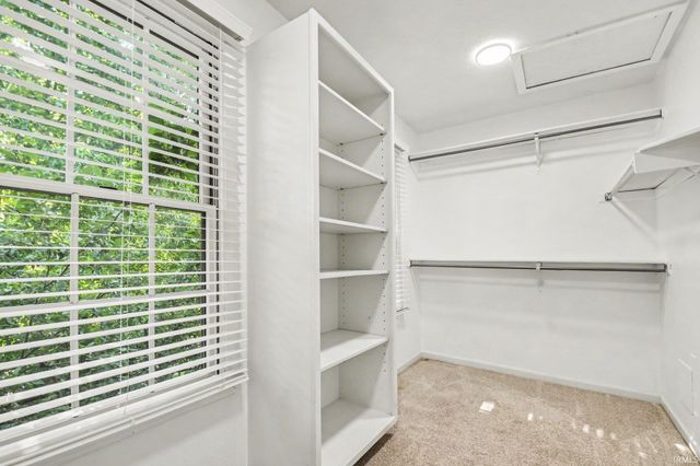 52611 Spring Valley Lane, Granger, IN 46530