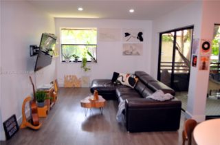 11554 NW 10th Street 11554, Pembroke Pines, FL 33026