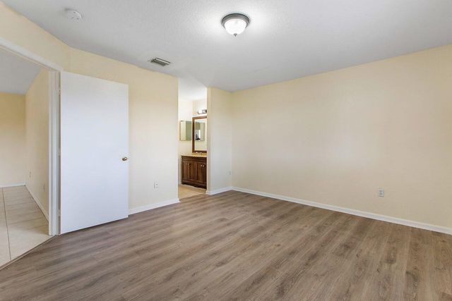 8460 NW 40th Street 84 60, Coral Springs, FL 33065