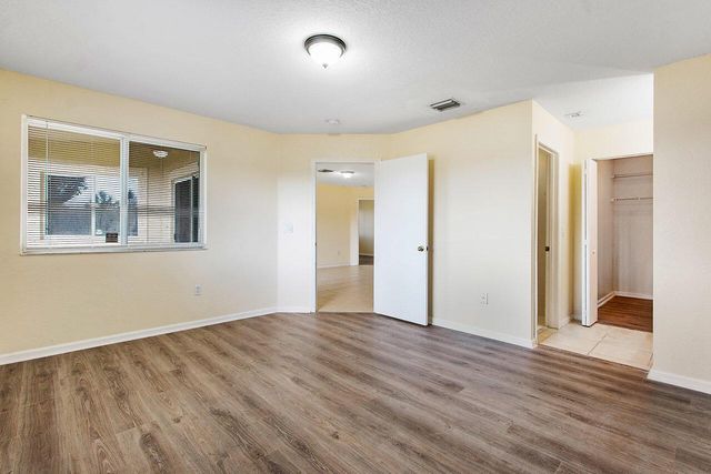8460 NW 40th Street 84 60, Coral Springs, FL 33065