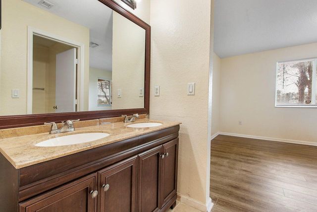 8460 NW 40th Street 84 60, Coral Springs, FL 33065