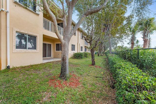 8460 NW 40th Street 84 60, Coral Springs, FL 33065