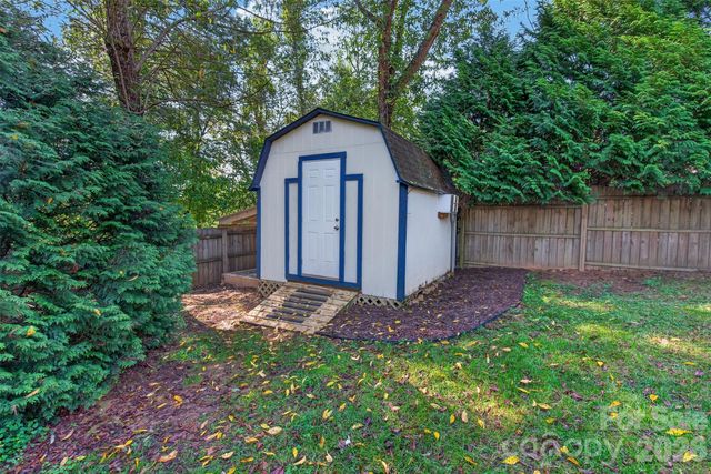 6 Enochs Way, Fletcher, NC 28732