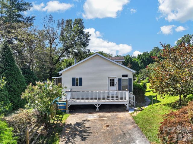 6 Enochs Way, Fletcher, NC 28732