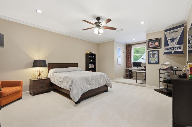 302 Hickory Creek Court, Little Rock, AR 72212