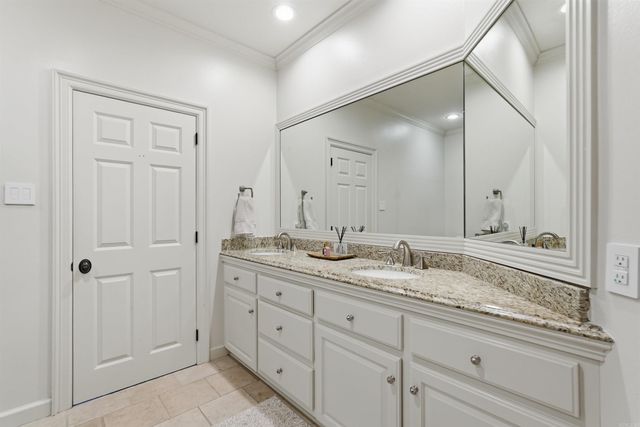302 Hickory Creek Court, Little Rock, AR 72212