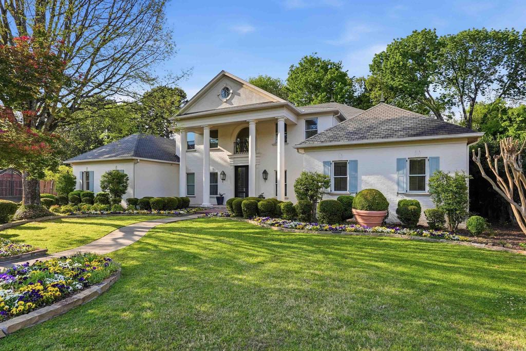 302 Hickory Creek Court, Little Rock, AR 72212