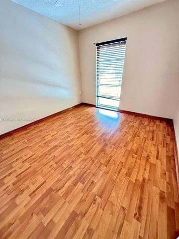 2750 N 34th Ave 9D, Hollywood, FL 33021