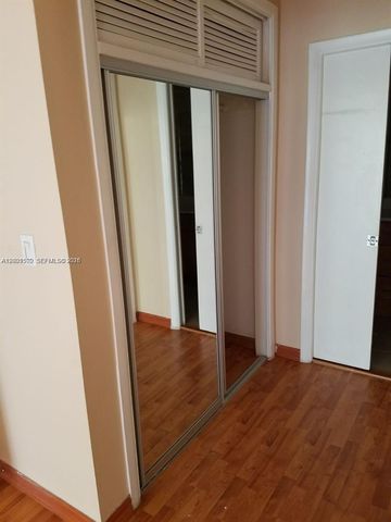 2750 N 34th Ave 9D, Hollywood, FL 33021