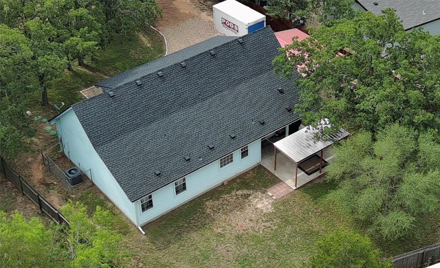 146 Long Shadow DR, Bastrop, TX 78602