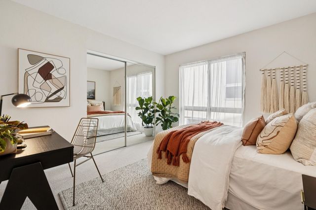 55 55 Fairmount AVE 215, Oakland, CA 94611