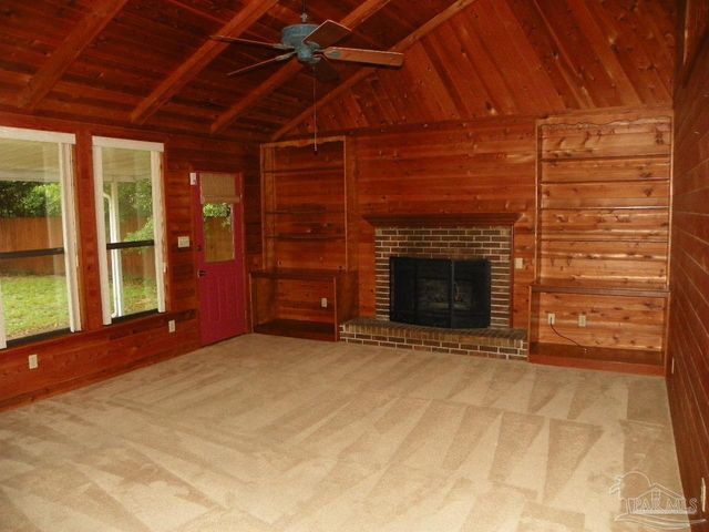 5900 Hamilton Bridge Rd, Milton, FL 32570