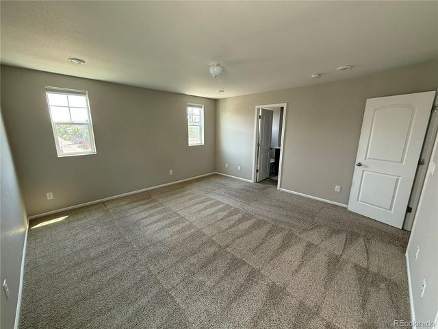 9327 E 60th Ave, Denver, CO 80238